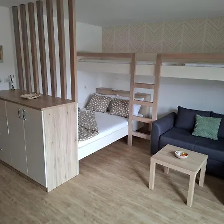 Appartement Planika J2 *