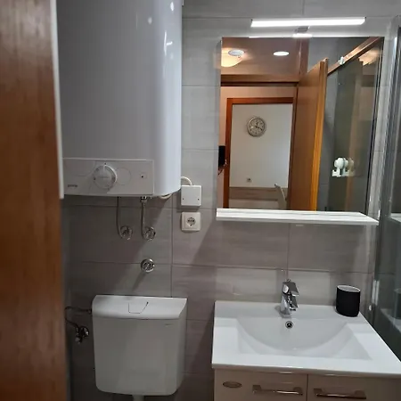 Planika J2 Апартаменты Бохинь